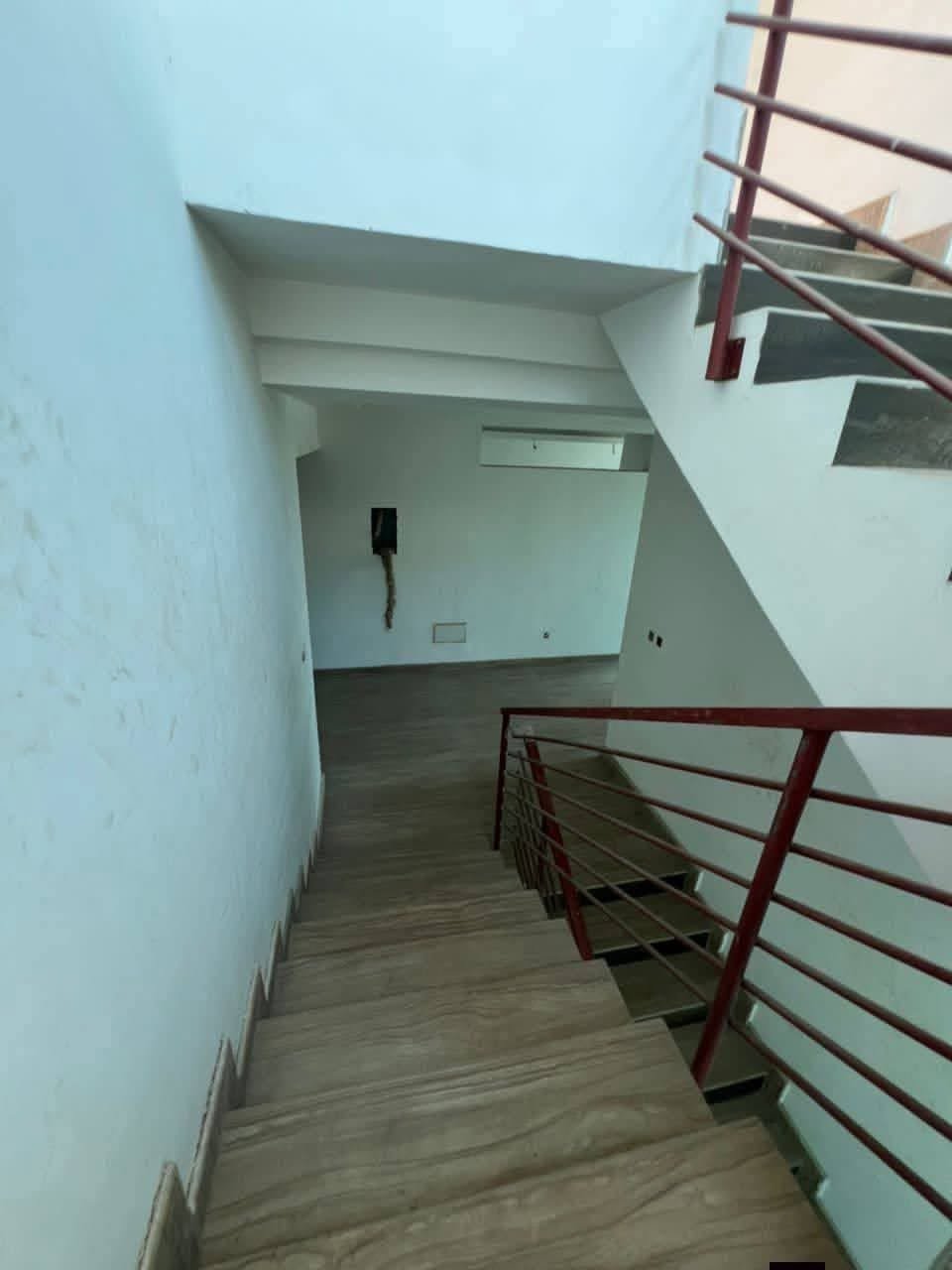 Villa de 5 chambres avec piscine à Akpakpa CEN SAD 8