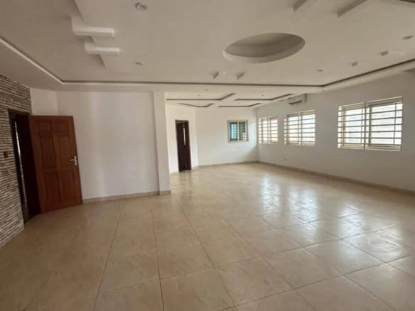 Villa de luxe à vendre à Fidjrossè Club des Rois 2