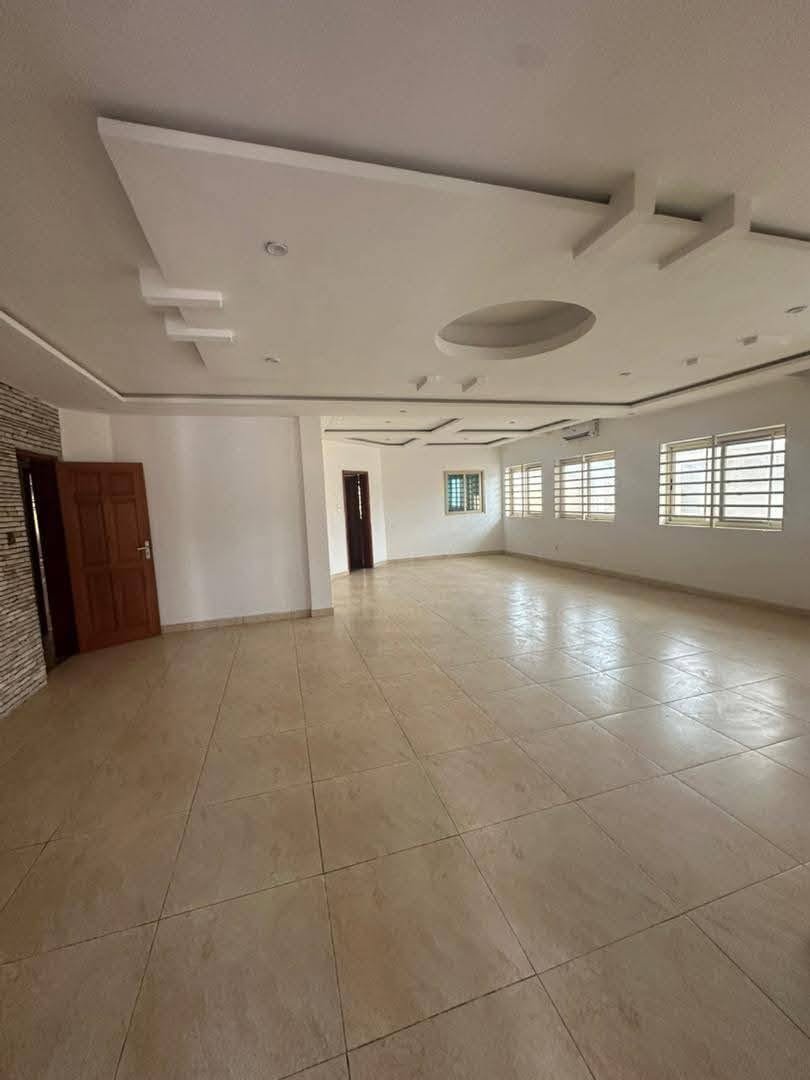 Villa de luxe à vendre à Fidjrossè Club des Rois 2