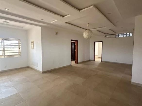 Villa de luxe à vendre à Fidjrossè Club des Rois 6