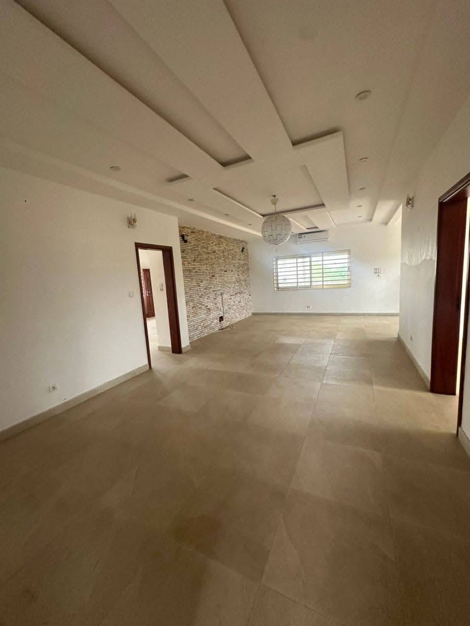 Villa de luxe à vendre à Fidjrossè Club des Rois 8