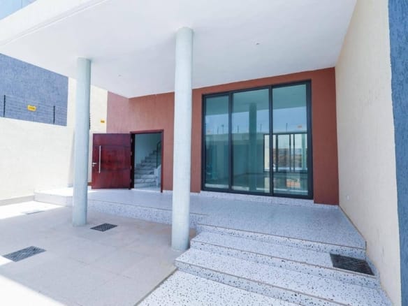 Villa de luxe avec vue imprenable sur l’océan à Fidjrossè Plage 6