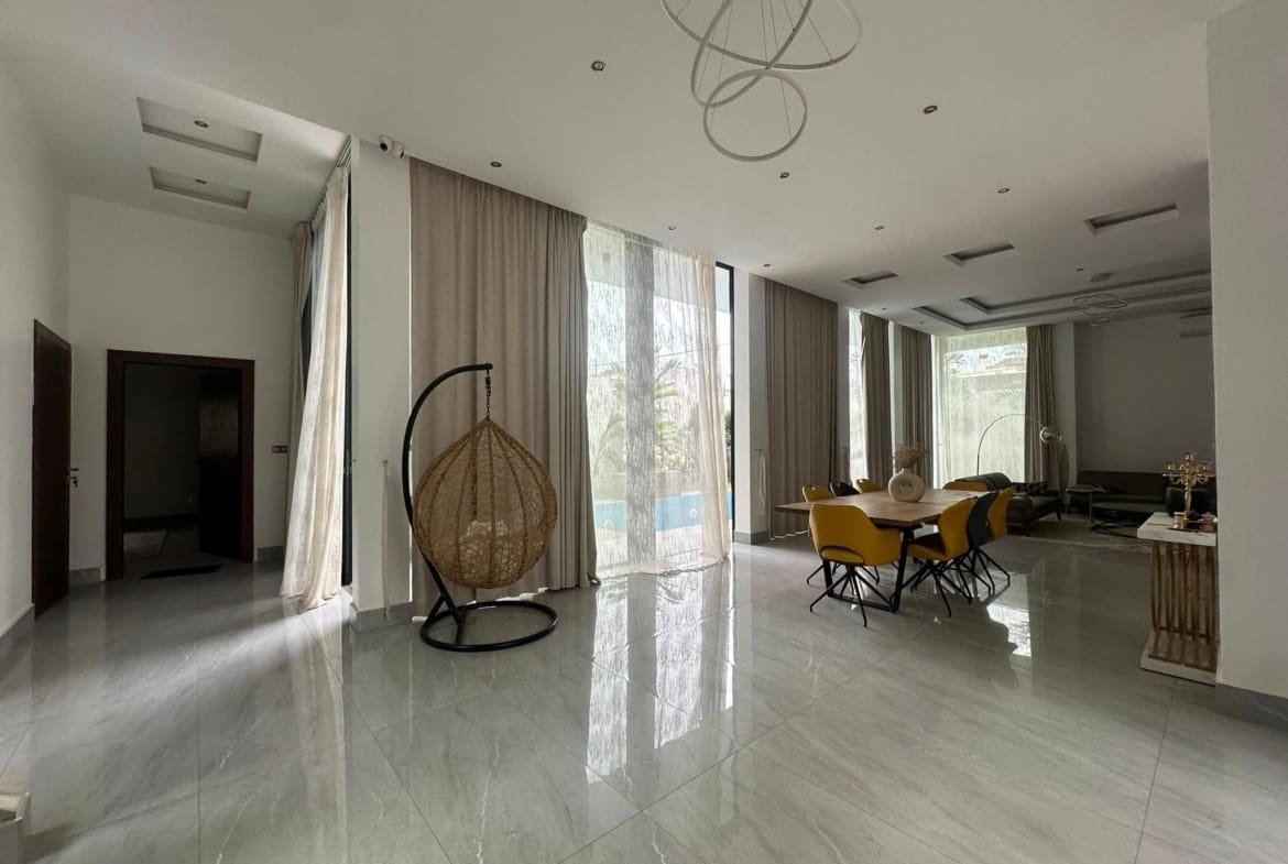 Villa de prestige avec jardin et piscine à Akpakpa 11