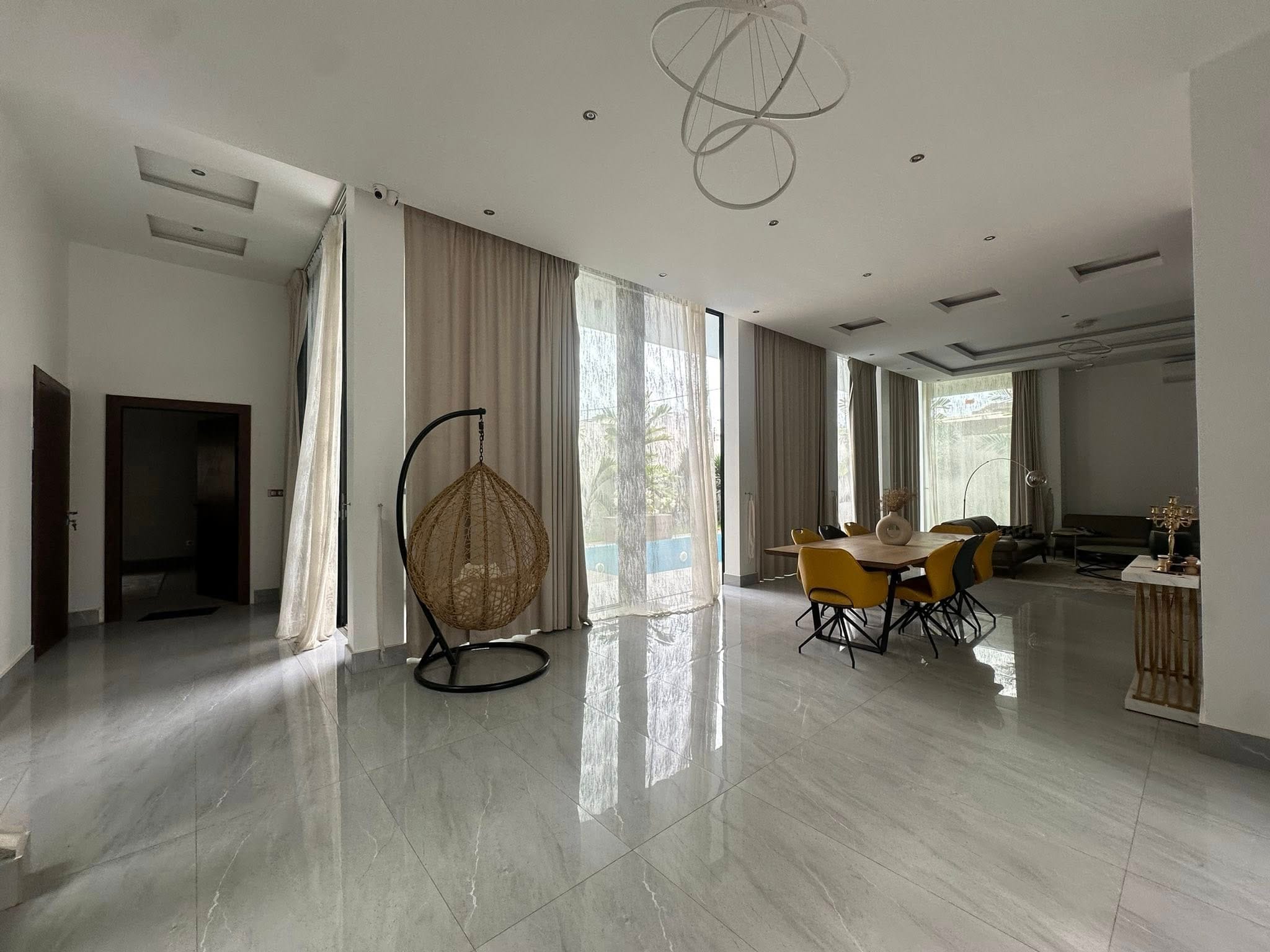 Villa de prestige avec jardin et piscine à Akpakpa 11