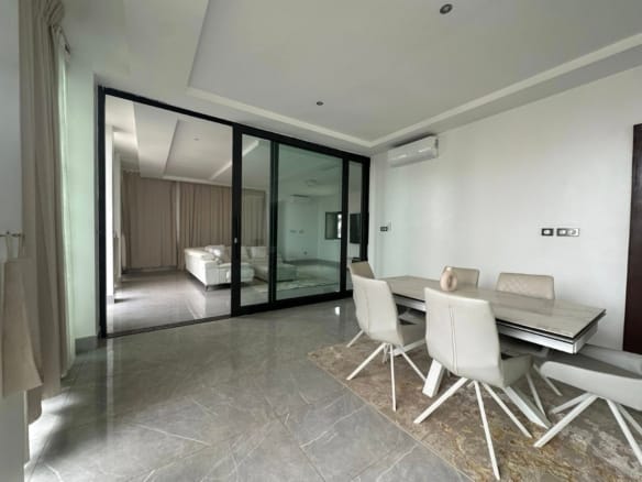 Villa de prestige avec jardin et piscine à Akpakpa 19
