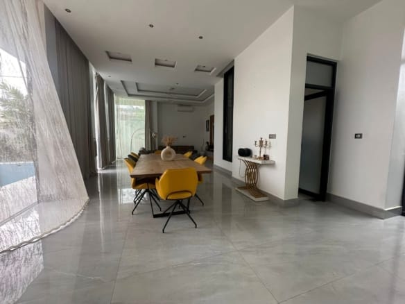Villa de prestige avec jardin et piscine à Akpakpa 20