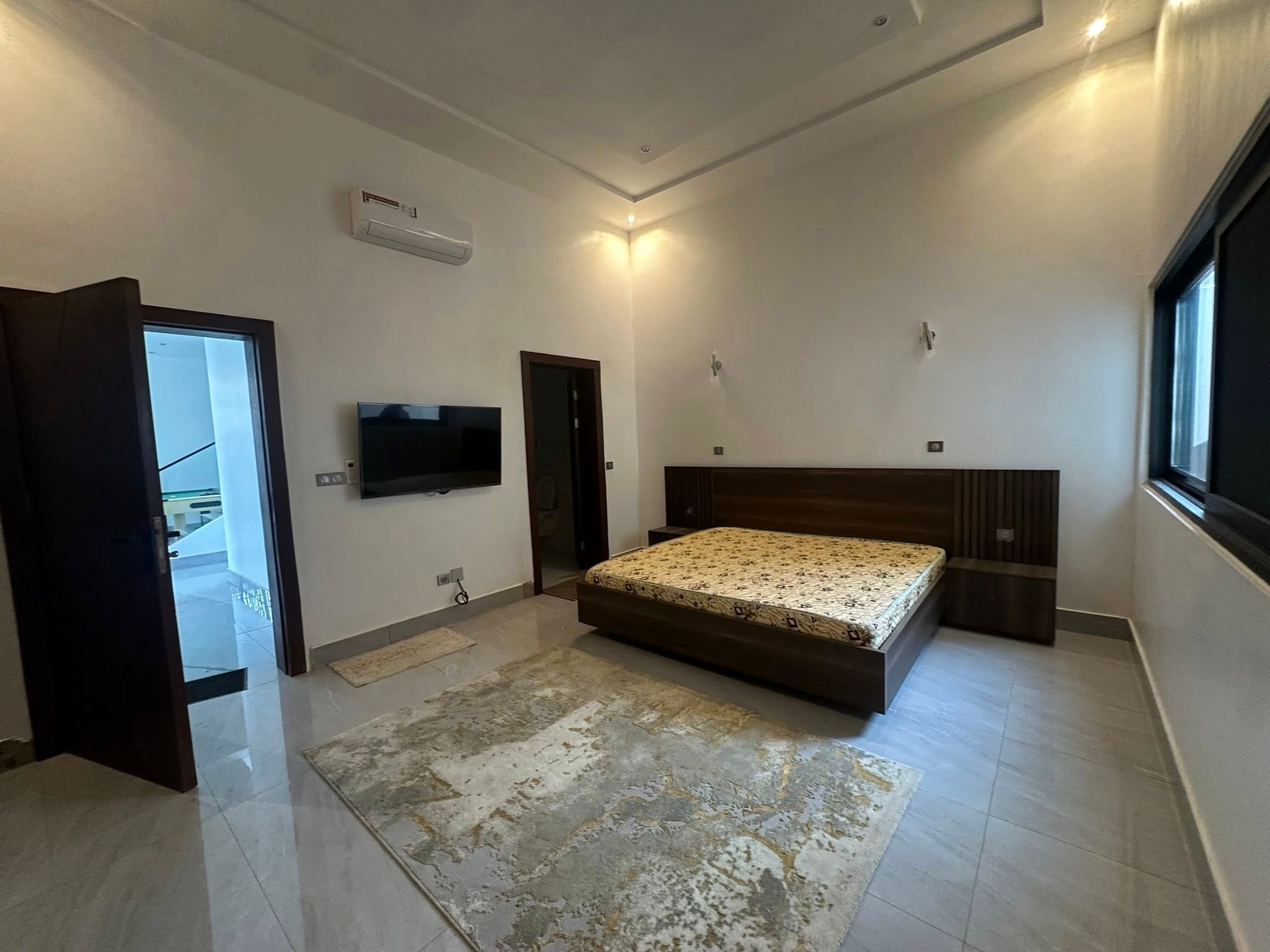 Villa de prestige avec jardin et piscine à Akpakpa 26