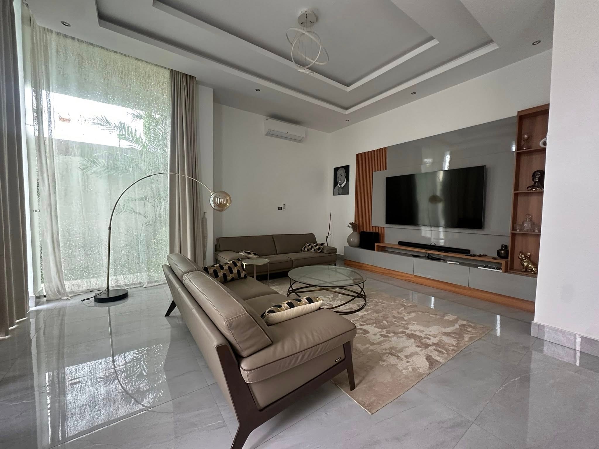 Villa de prestige avec jardin et piscine à Akpakpa 6