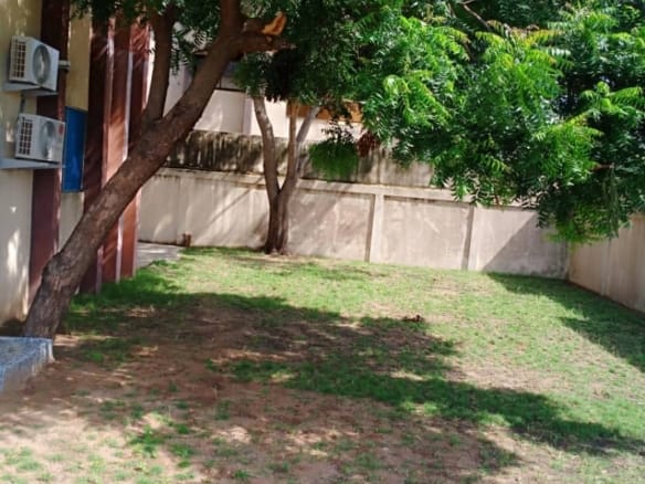 Villa de prestige avec piscine à Akpakpa CEN SAD 15