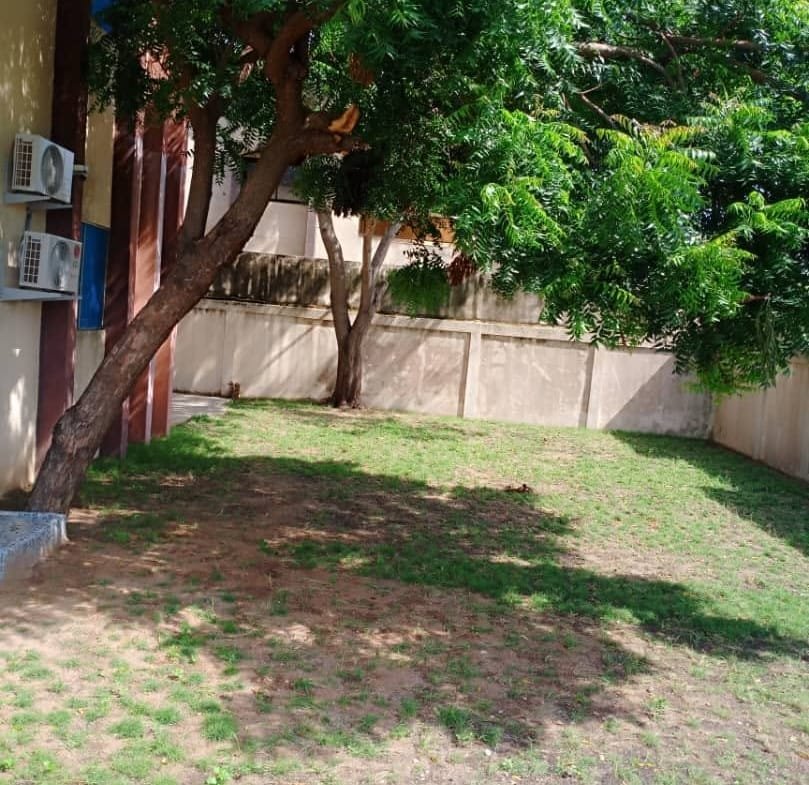 Villa de prestige avec piscine à Akpakpa CEN SAD 15