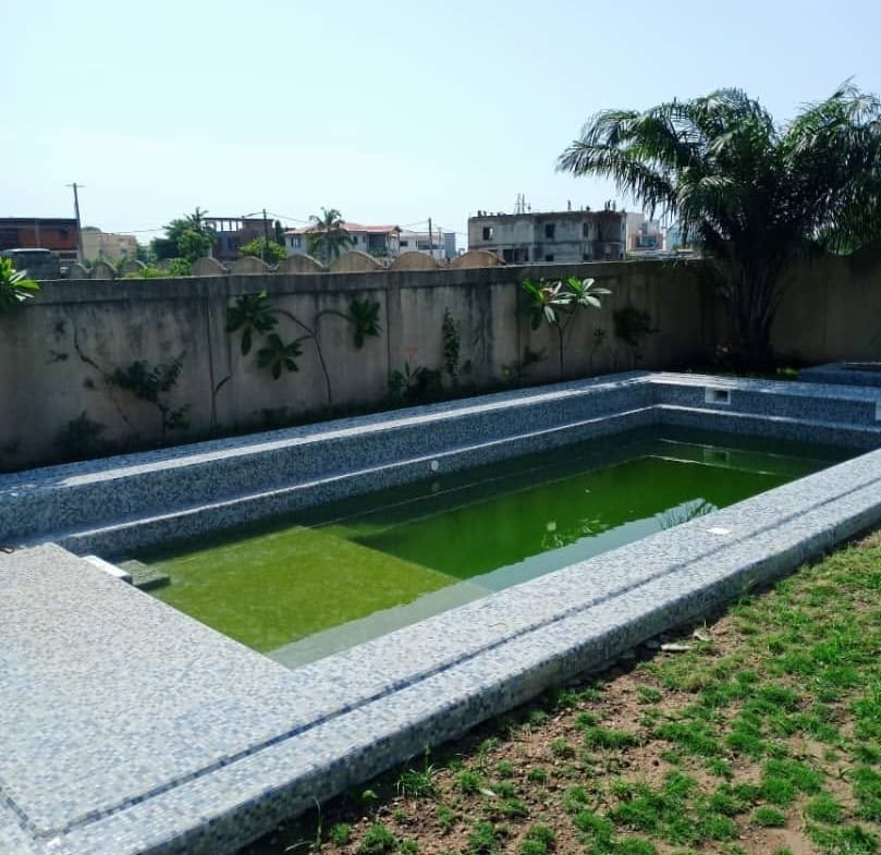 Villa de prestige avec piscine à Akpakpa CEN SAD 3