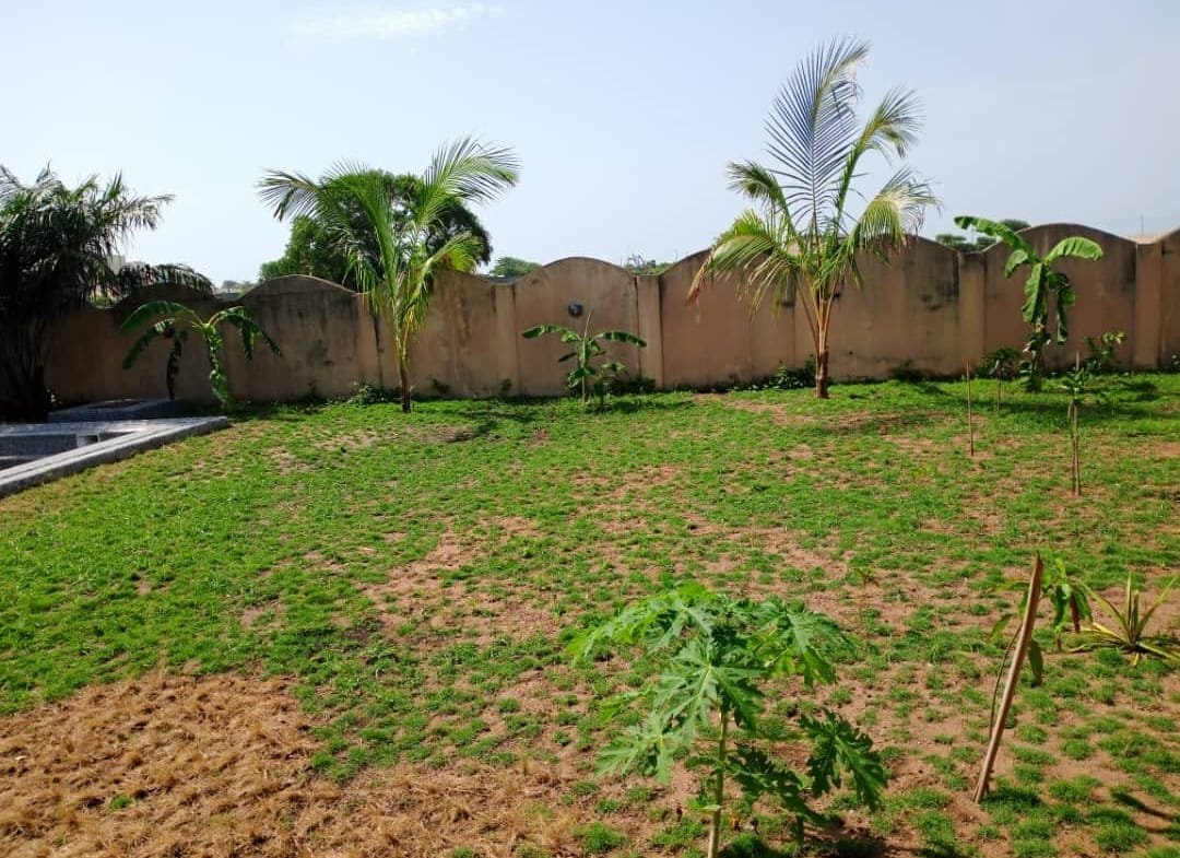 Villa de prestige avec piscine à Akpakpa CEN SAD 7