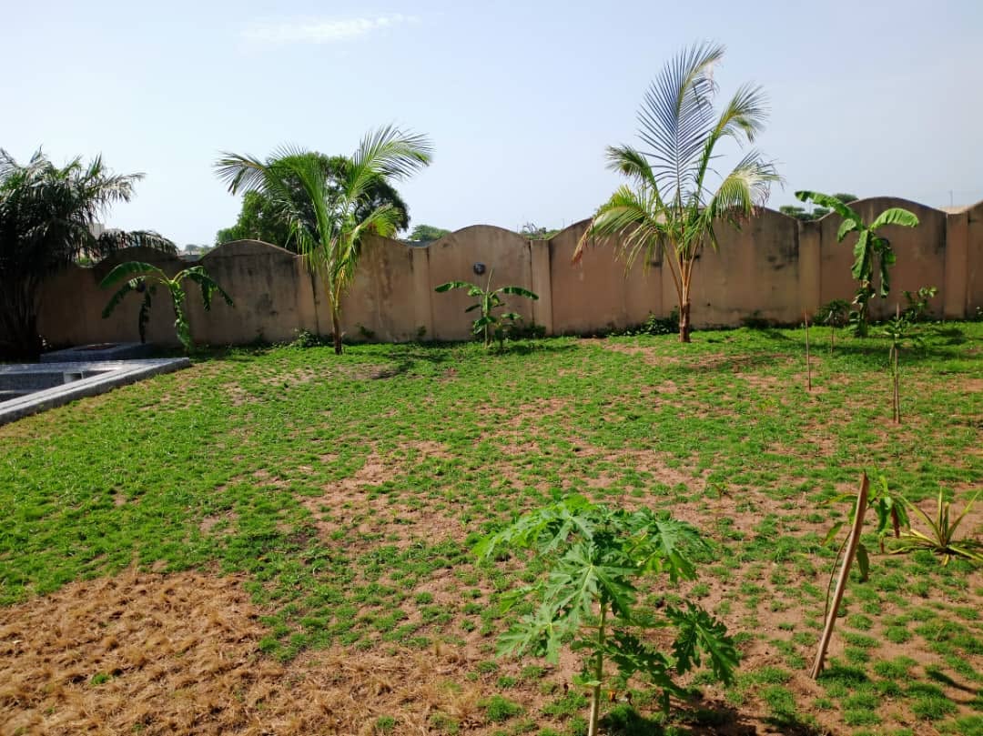 Villa de prestige avec piscine à Akpakpa CEN SAD 7