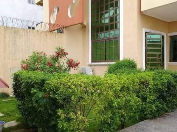 Villa duplex avec jardin à la Haie Vive