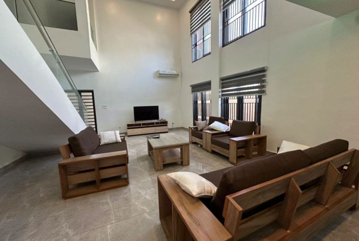 Villa duplex avec titre foncier à Agla 0