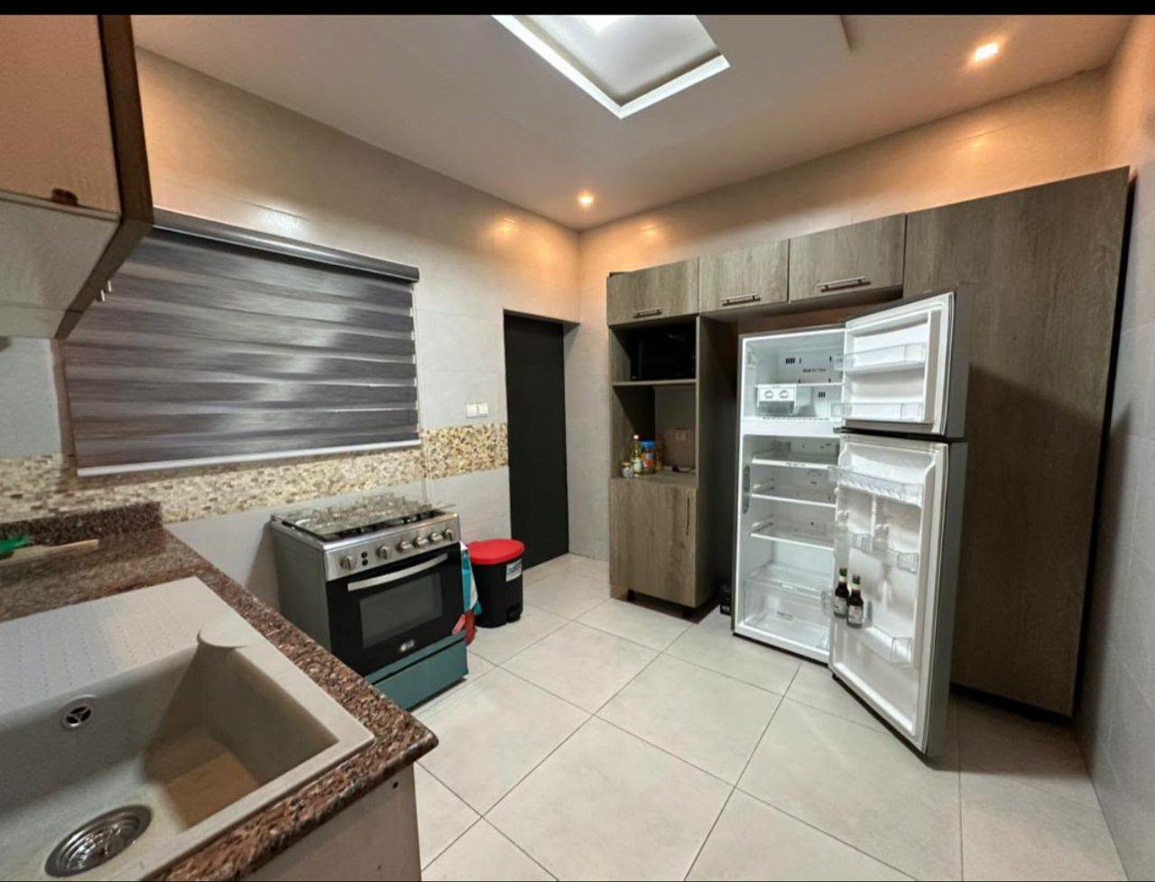 Villa duplex avec titre foncier à Agla 10 Villa duplex avec titre foncier à Agla 10