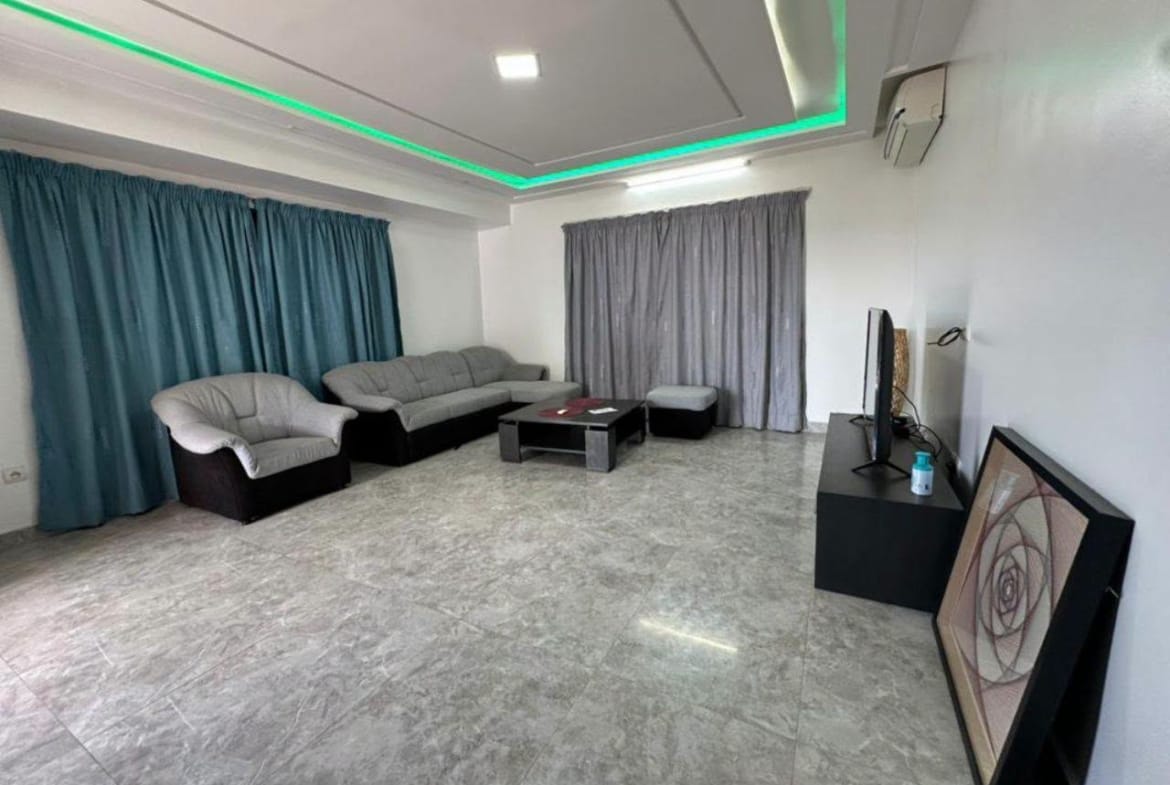 Villa duplex avec titre foncier à Agla 15