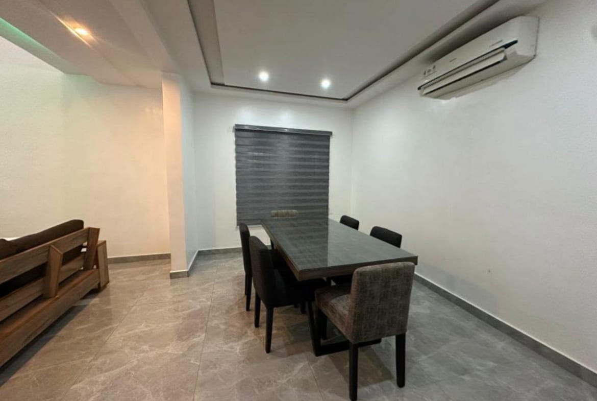 Villa duplex avec titre foncier à Agla 23