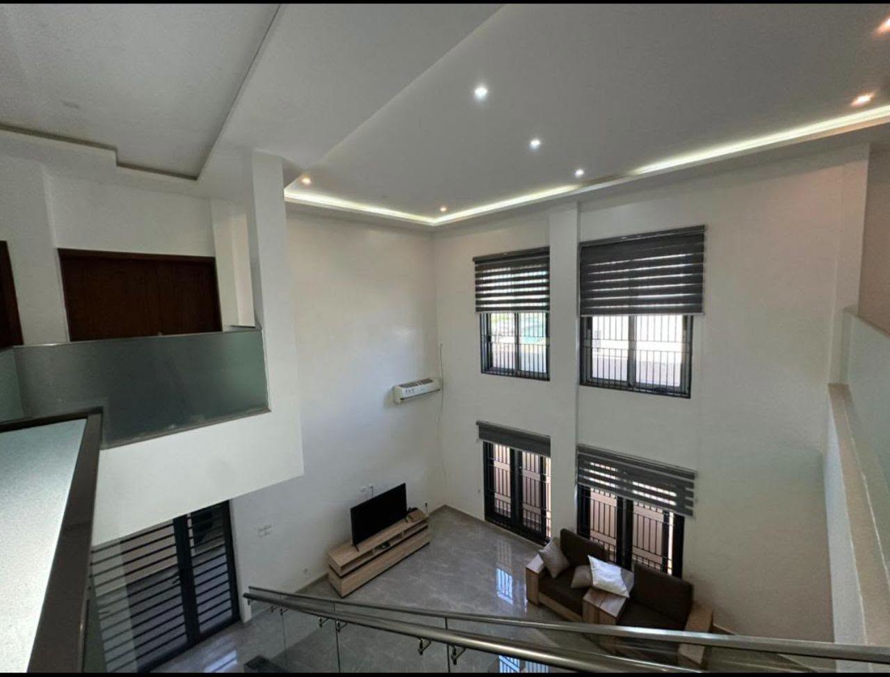 Villa duplex avec titre foncier à Agla 27 Villa duplex avec titre foncier à Agla 27
