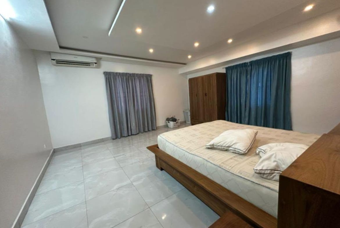 Villa duplex avec titre foncier à Agla 5