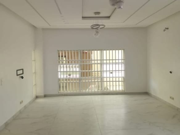 Villa duplex haut standing à Kouhounou Cotonou 3