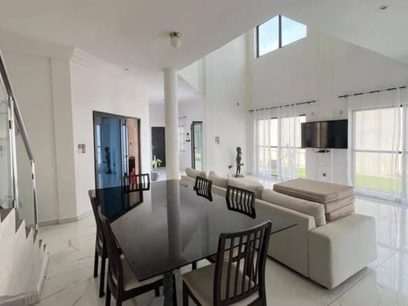 Villa duplex meublée avec vue sur mer à Togbin Plage 12