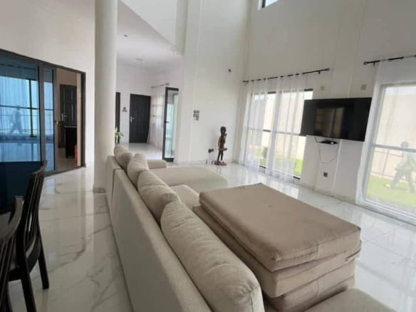 Villa duplex meublée avec vue sur mer à Togbin Plage 3