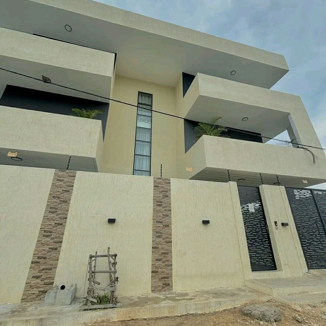 Villa duplex meublée de standing à Akpakpa 6