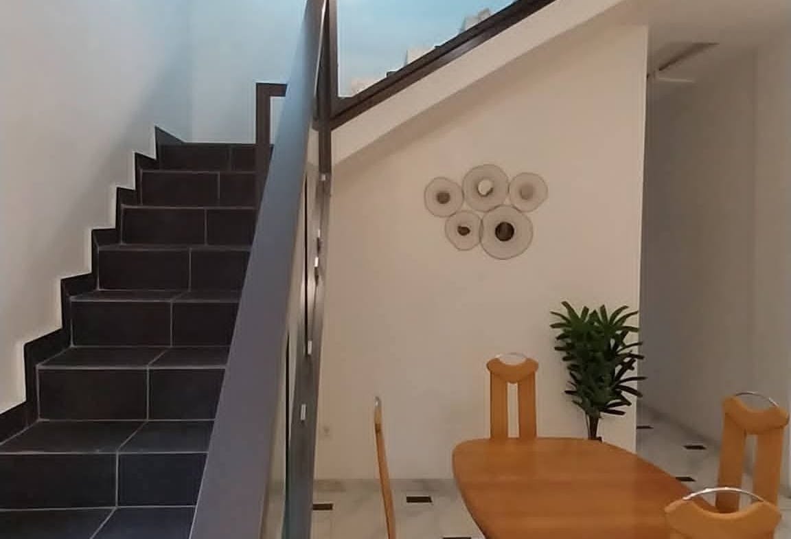 Villa duplex meublée de standing à Ouidah 14
