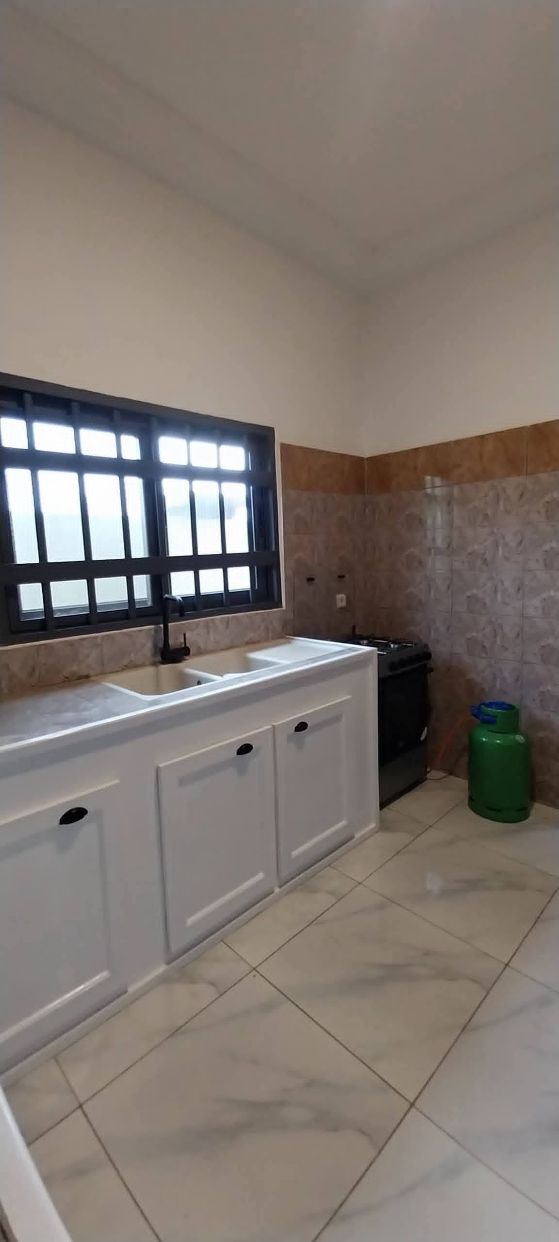 Villa duplex meublée de standing à Ouidah 15