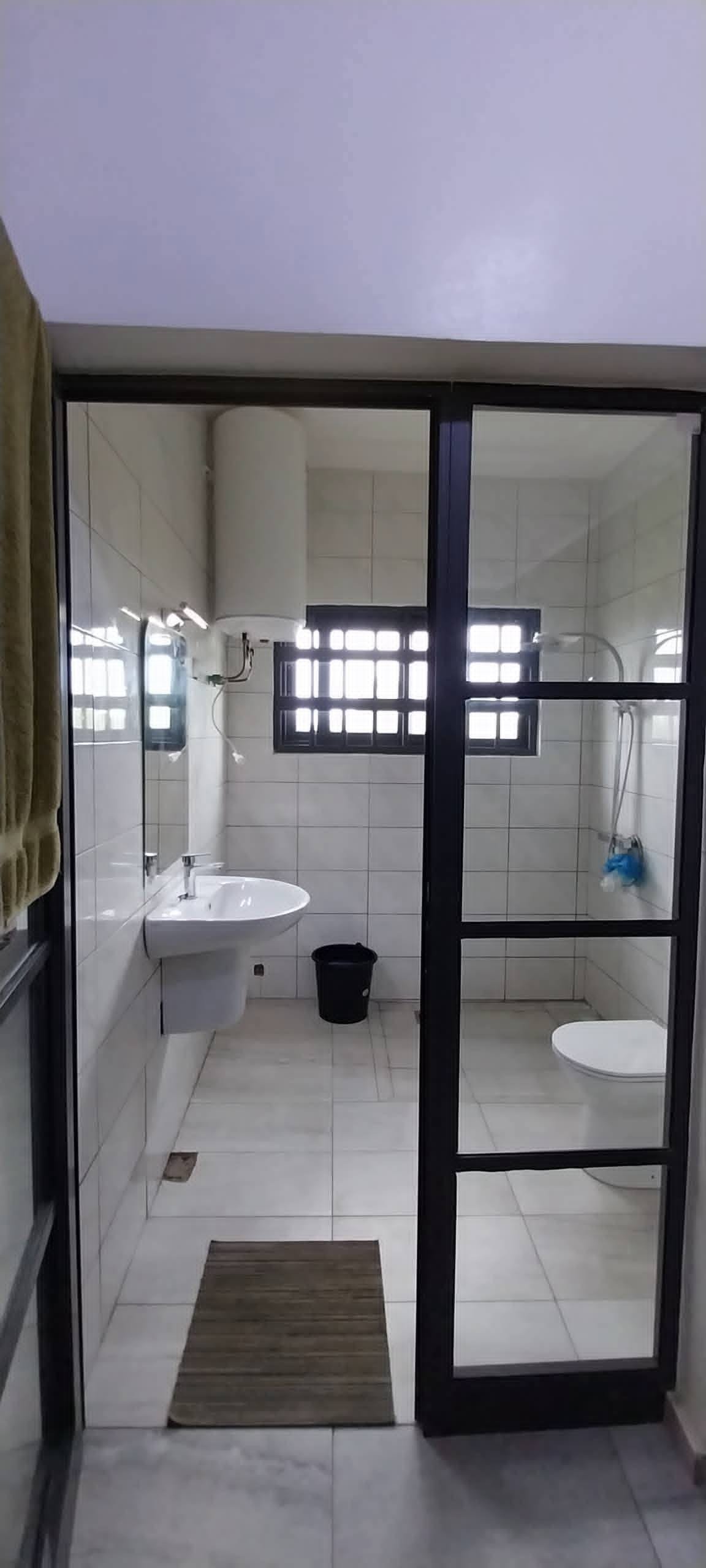 Villa duplex meublée de standing à Ouidah 18