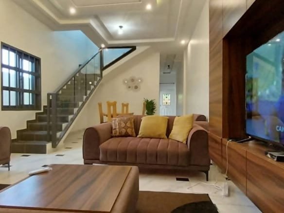 Villa duplex meublée de standing à Ouidah 2