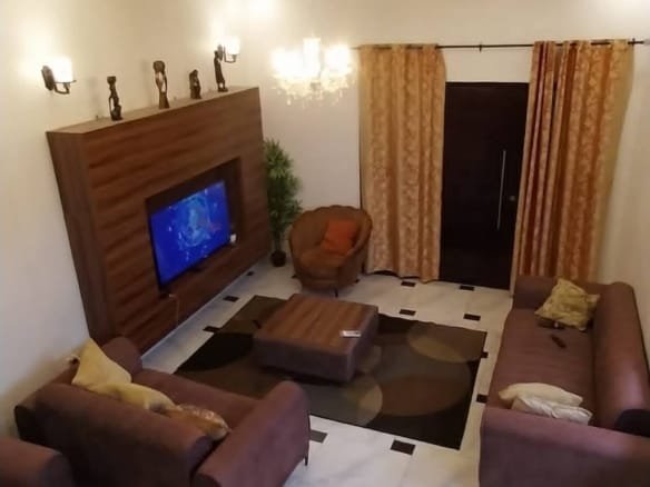 Villa duplex meublée de standing à Ouidah 21