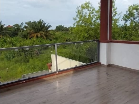 Villa duplex meublée de standing à Ouidah 9