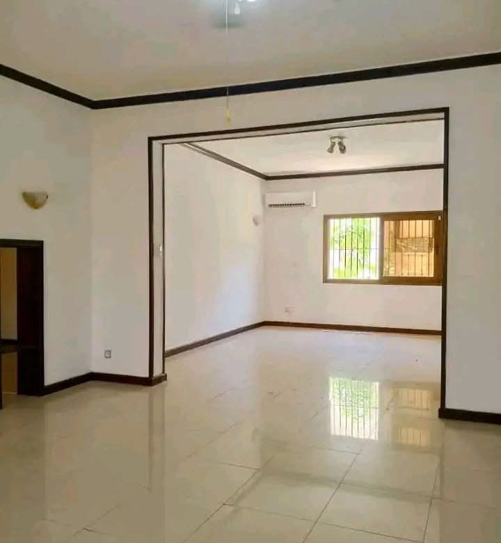 Villa haut standing à louer à Erevan Cotonou 2