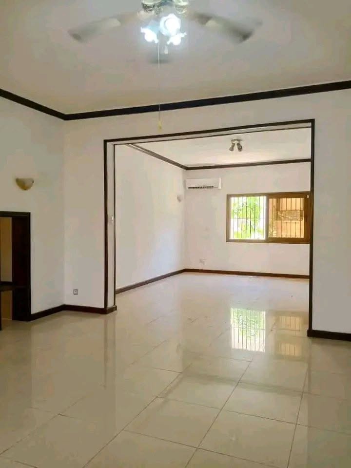Villa haut standing à louer à Erevan Cotonou 2