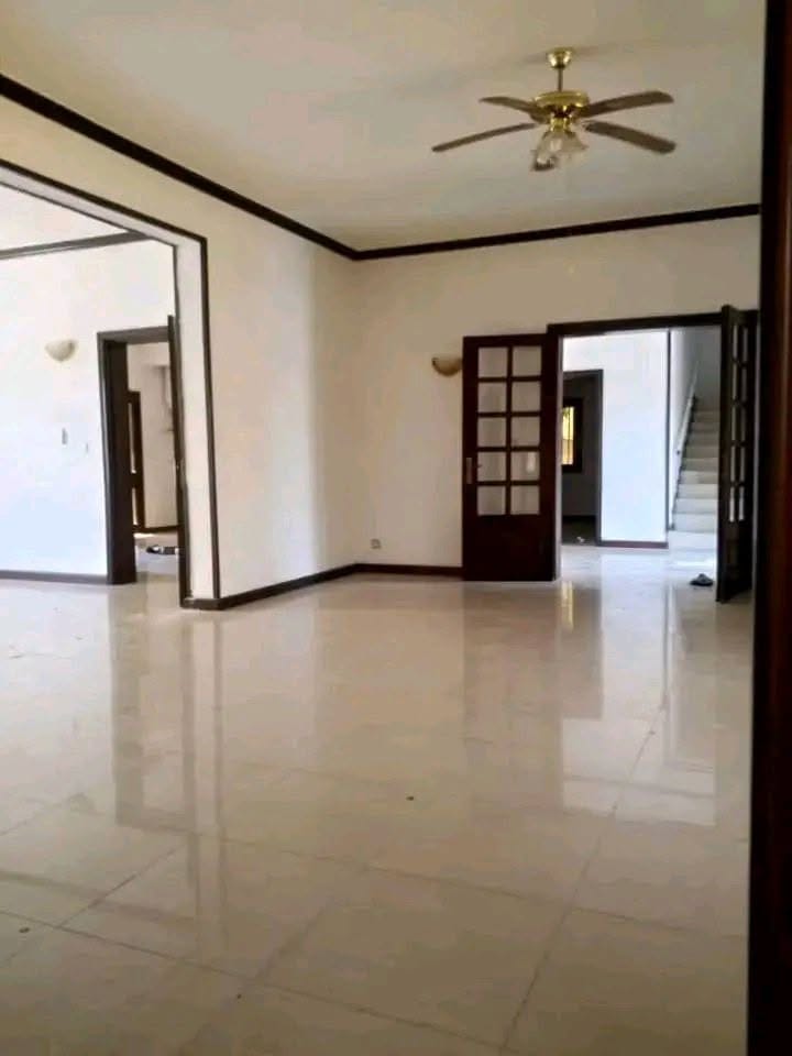 Villa haut standing à louer à Erevan Cotonou 3