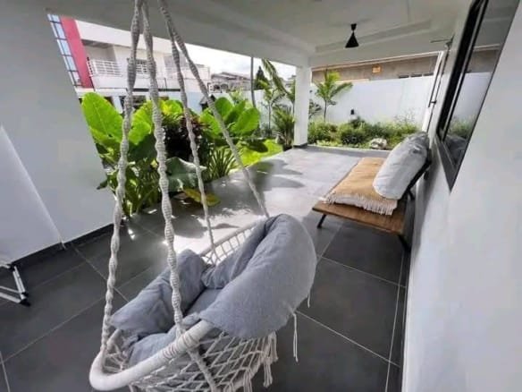 Villa meublée à louer à Fidjrossè Plage 22