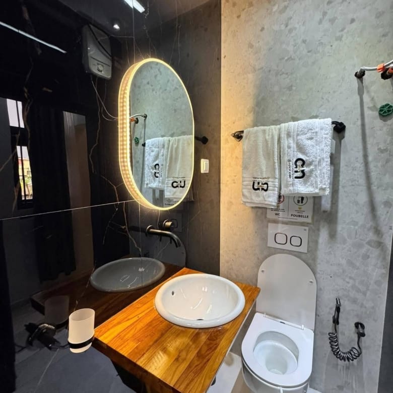 Villa meublée avec jacuzzi et vue mer à Akpakpa Marina 10
