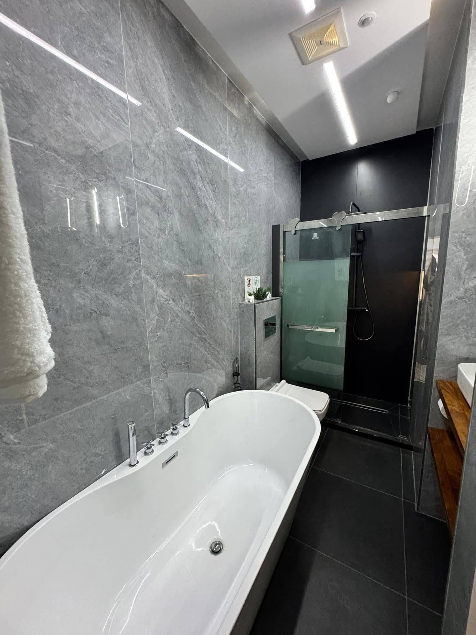 Villa meublée avec jacuzzi et vue mer à Akpakpa Marina 16
