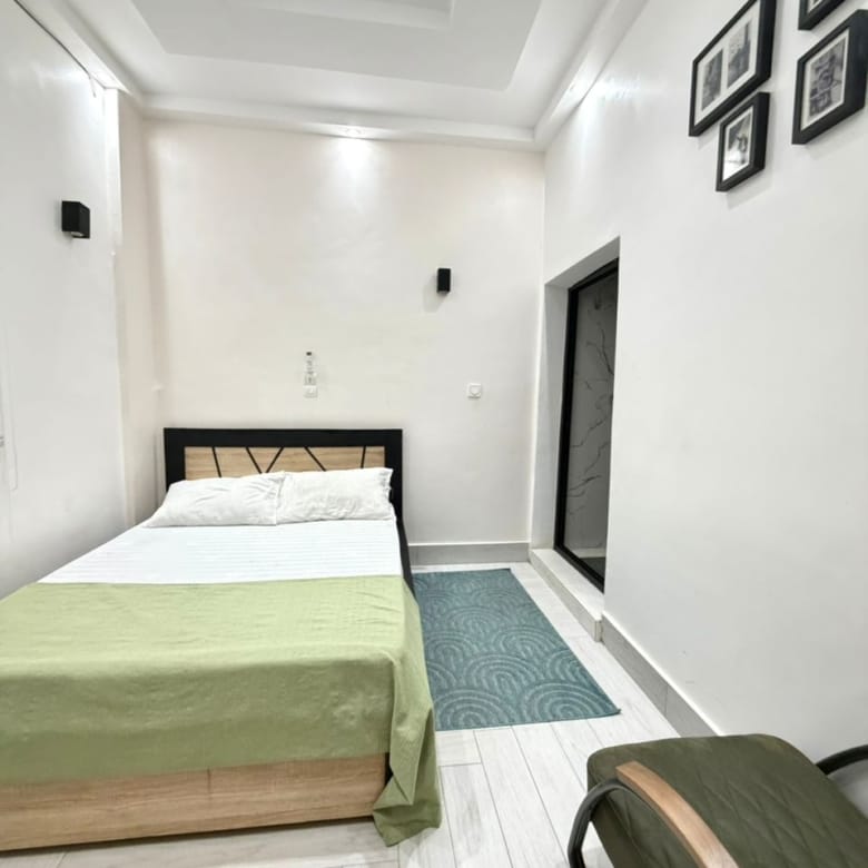 Villa meublée de 2 chambres à Fidjrossè Plage 9