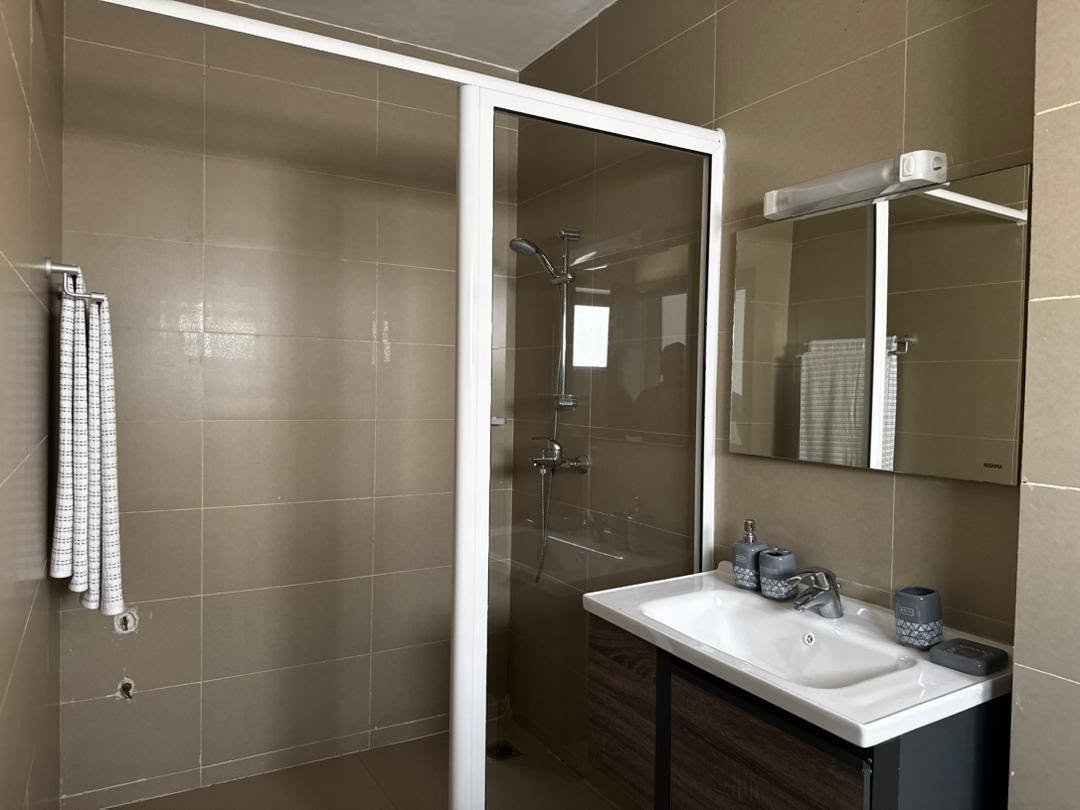Villa meublée de prestige avec piscine à Akpakpa Jack 12