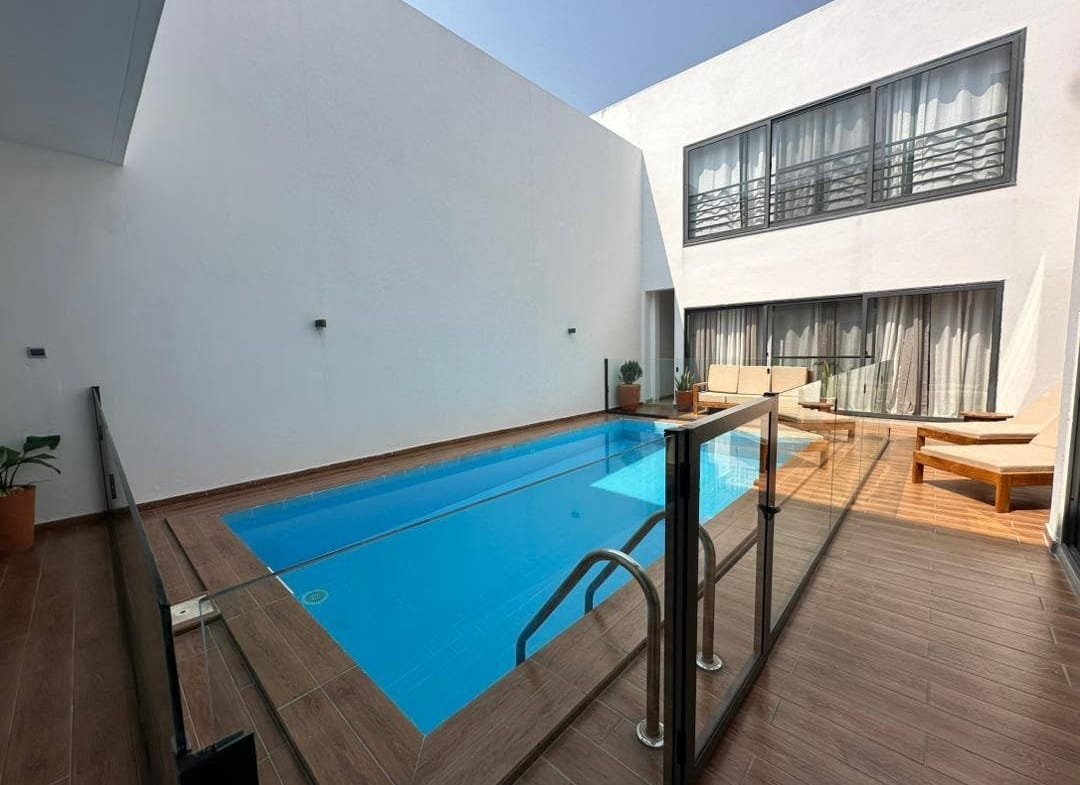 Villa meublée de prestige avec piscine à Akpakpa Jack 2