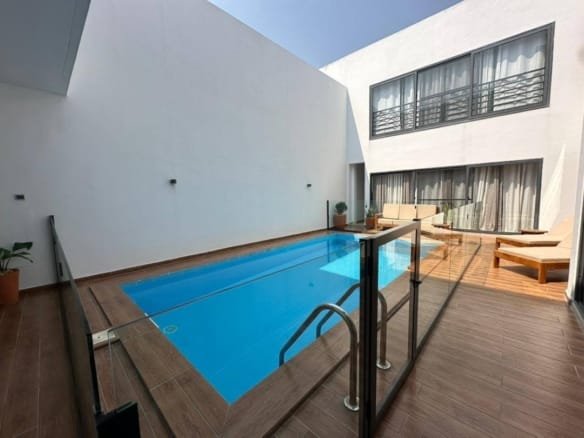 Villa meublée de prestige avec piscine à Akpakpa Jack 2