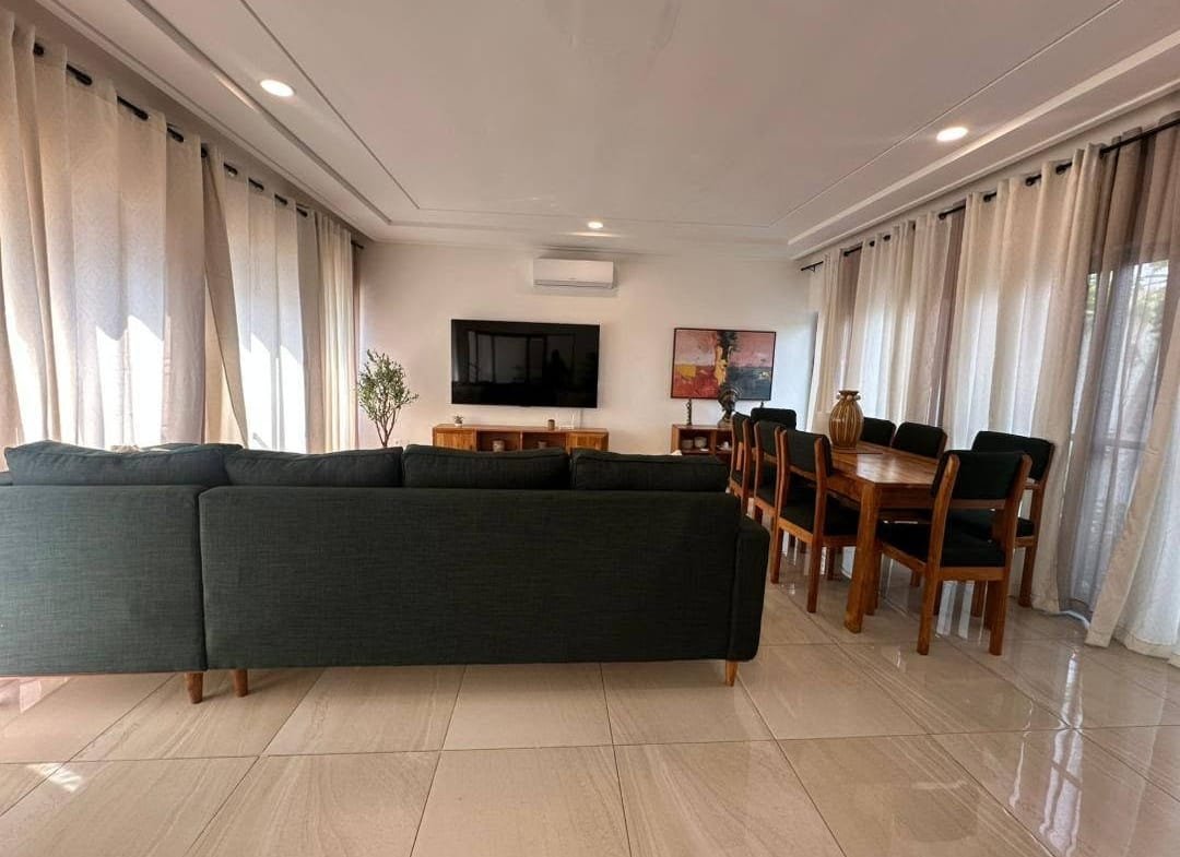 Villa meublée de prestige avec piscine à Akpakpa Jack 3