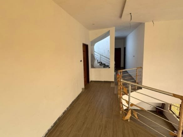 Villa moderne 4 chambres à vendre à Calavi Togba 12