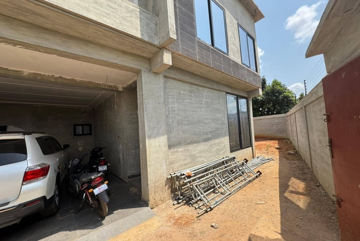 Villa moderne 4 chambres à vendre à Calavi Togba 15