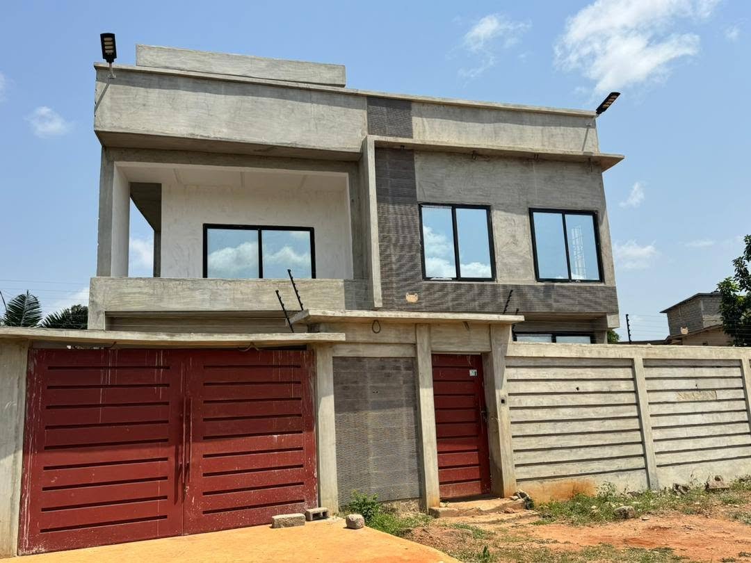 Villa moderne 4 chambres à vendre à Calavi Togba Villa moderne 4 chambres à vendre à Calavi Togba