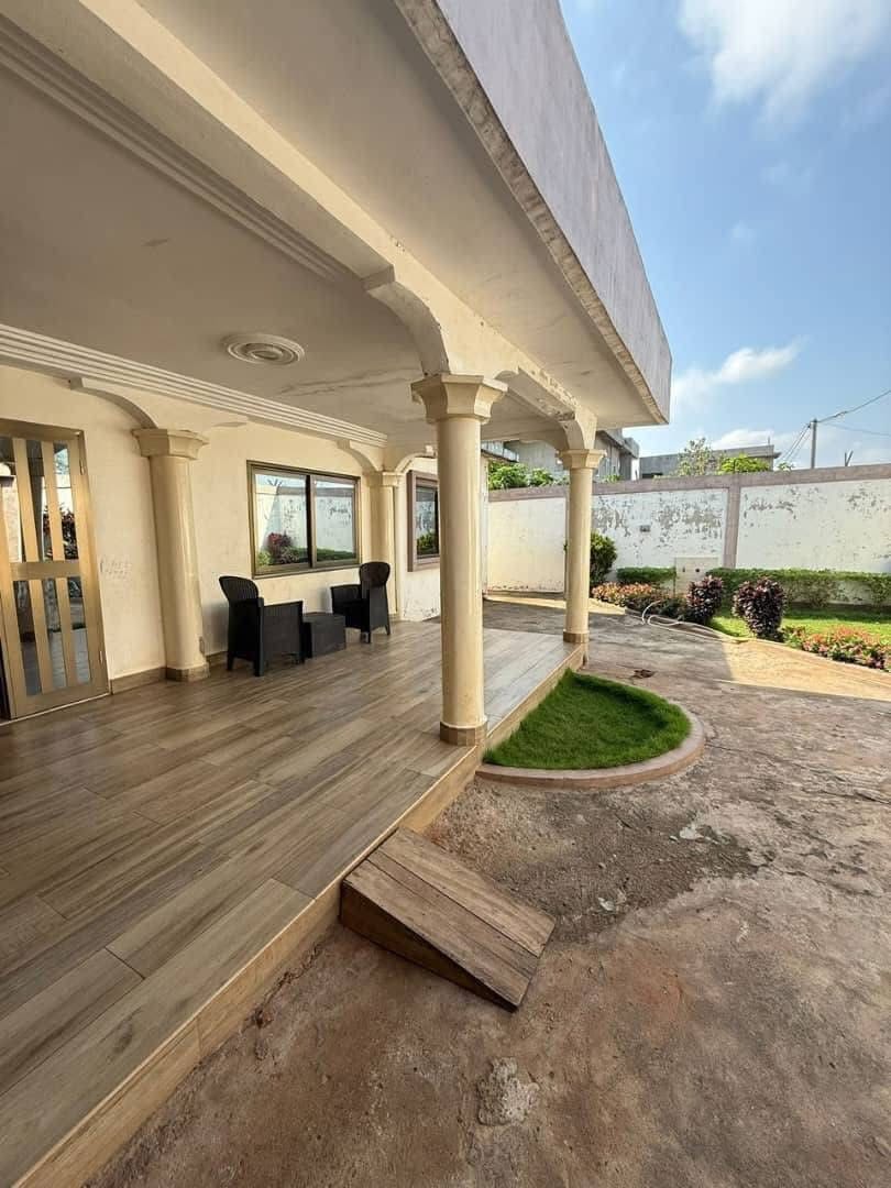 Villa moderne 5 chambres à Maria Gléta 2