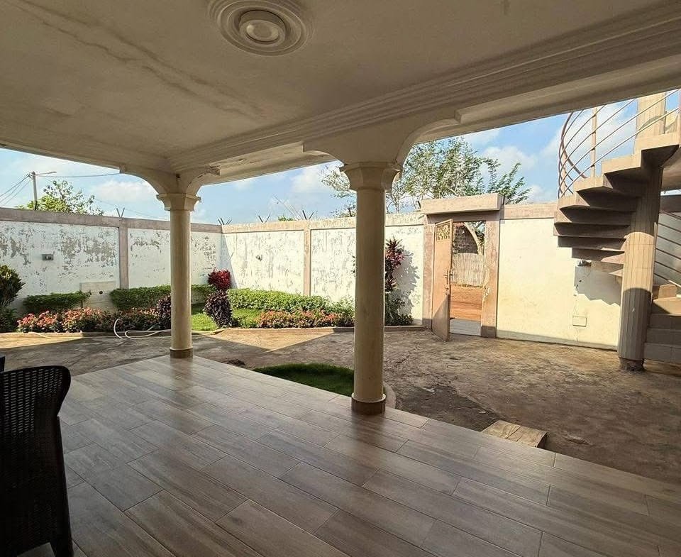 Villa moderne 5 chambres à Maria Gléta 5